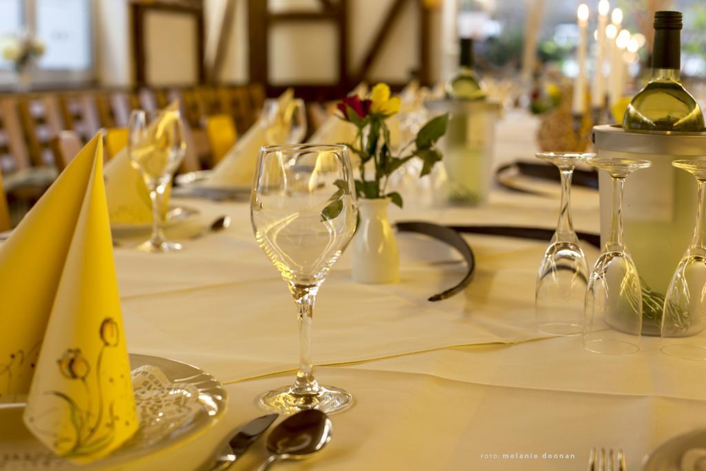 Hotel-Restaurant-Haus Berger Фирзен Екстериор снимка