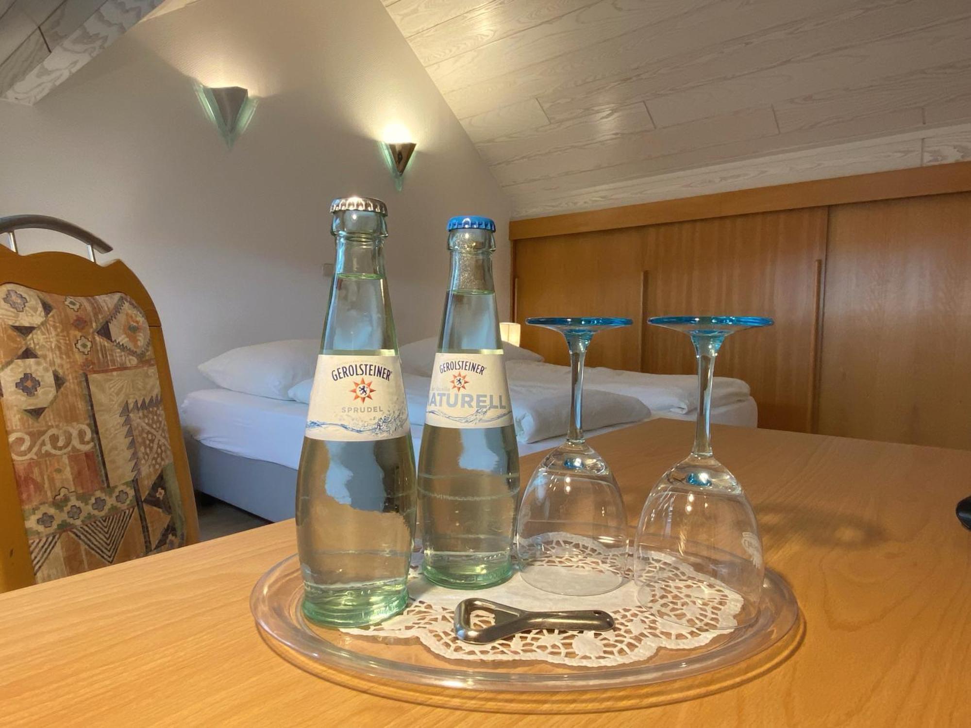 Hotel-Restaurant-Haus Berger Фирзен Екстериор снимка