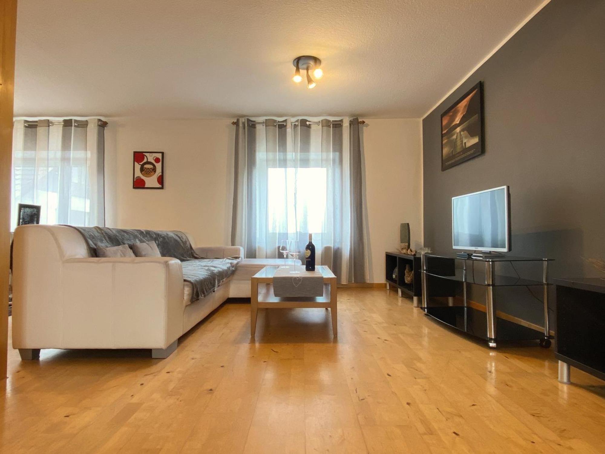 Hotel-Restaurant-Haus Berger Фирзен Екстериор снимка