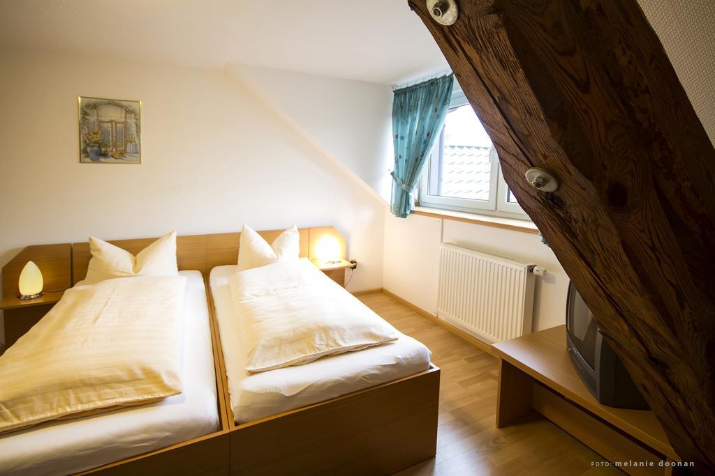 Hotel-Restaurant-Haus Berger Фирзен Стая снимка