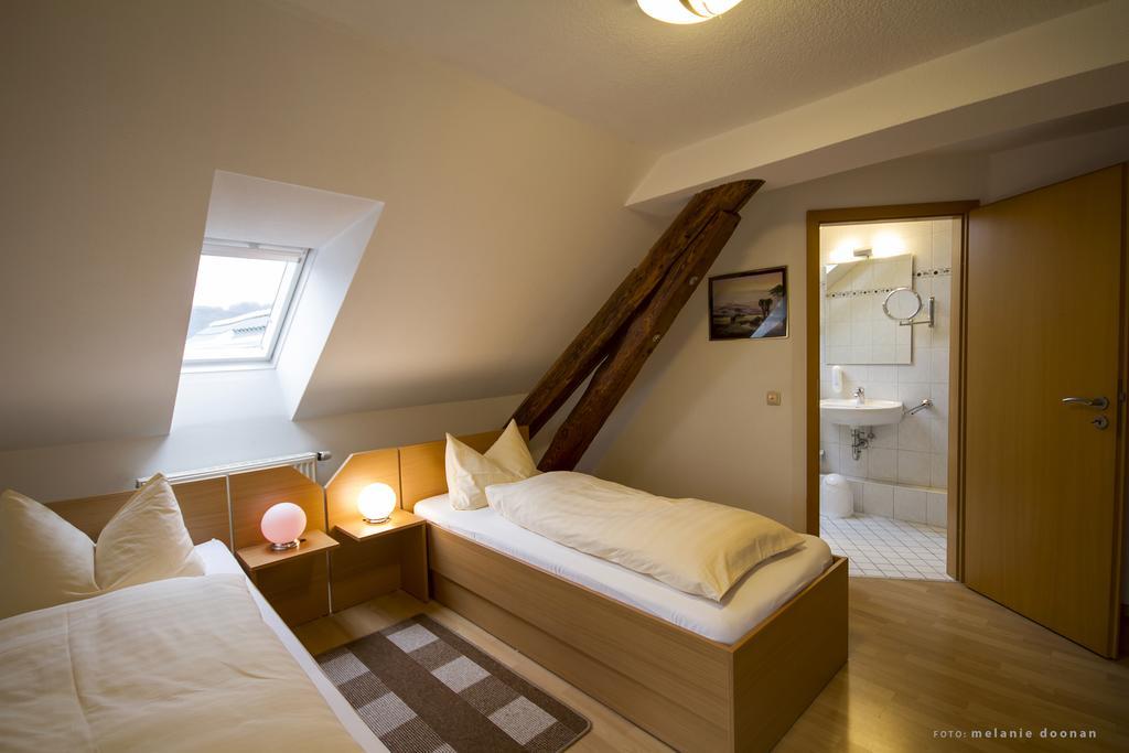 Hotel-Restaurant-Haus Berger Фирзен Стая снимка