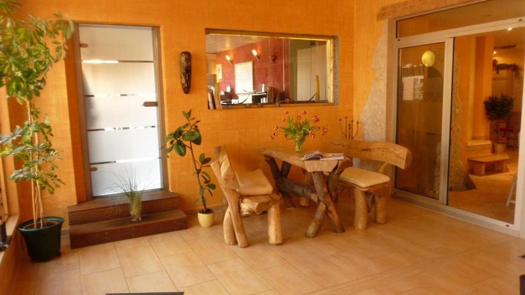 Hotel-Restaurant-Haus Berger Фирзен Екстериор снимка
